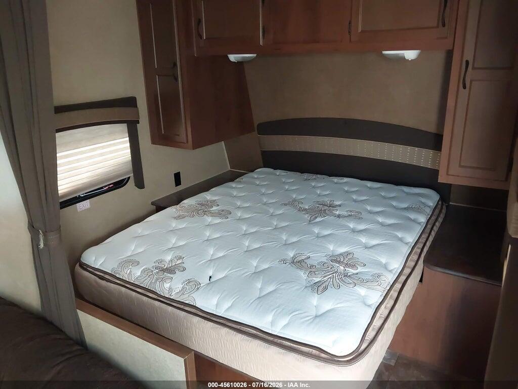 1UJBJ0BM3E18E0325 2014 JAYCO JAYFL184BH photo no. 5