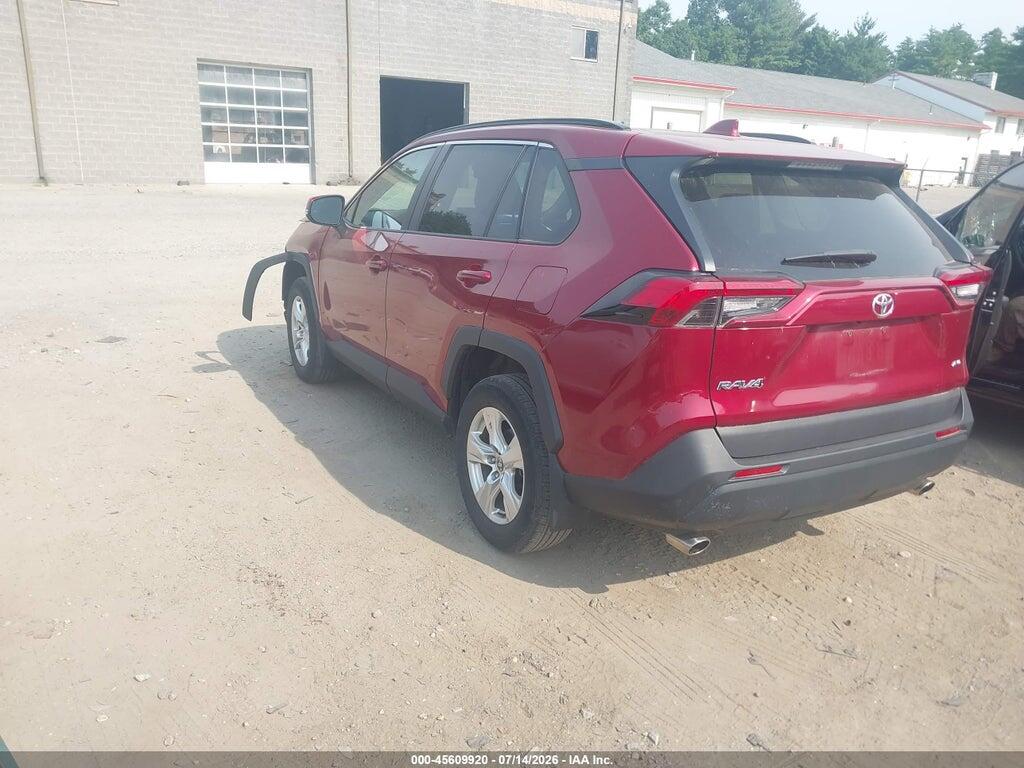 2T3P1RFV6MW181691 2021 TOYOTA RAV4 photo no. 3