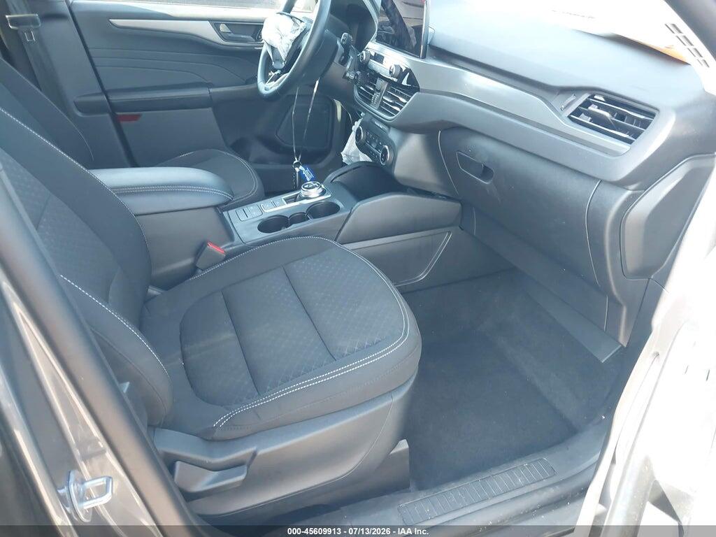1FMCU0GN4RUA54440 2024 FORD ESCAPE photo no. 5