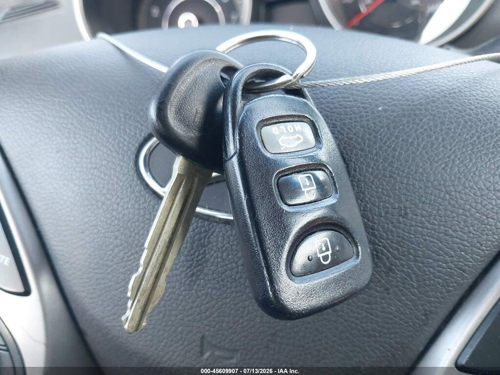5NPDH4AE9DH331647 2013 HYUNDAI ELANTRA photo no. 11
