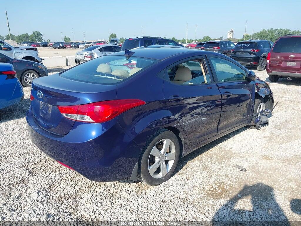 5NPDH4AE9DH331647 2013 HYUNDAI ELANTRA photo no. 4