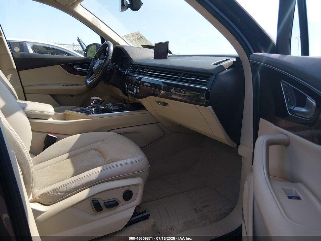 WA1VAAF73HD020187 2017 AUDI Q7 photo no. 5