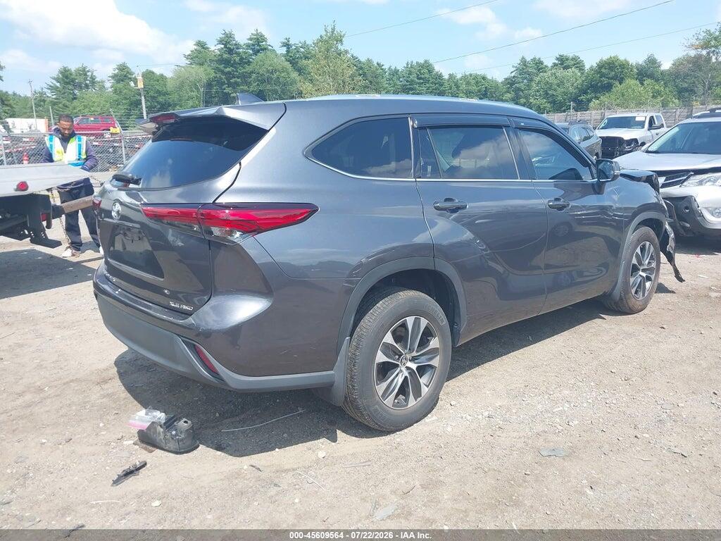 5TDGZRBH4LS512468 2020 TOYOTA HIGHLANDER photo no. 4