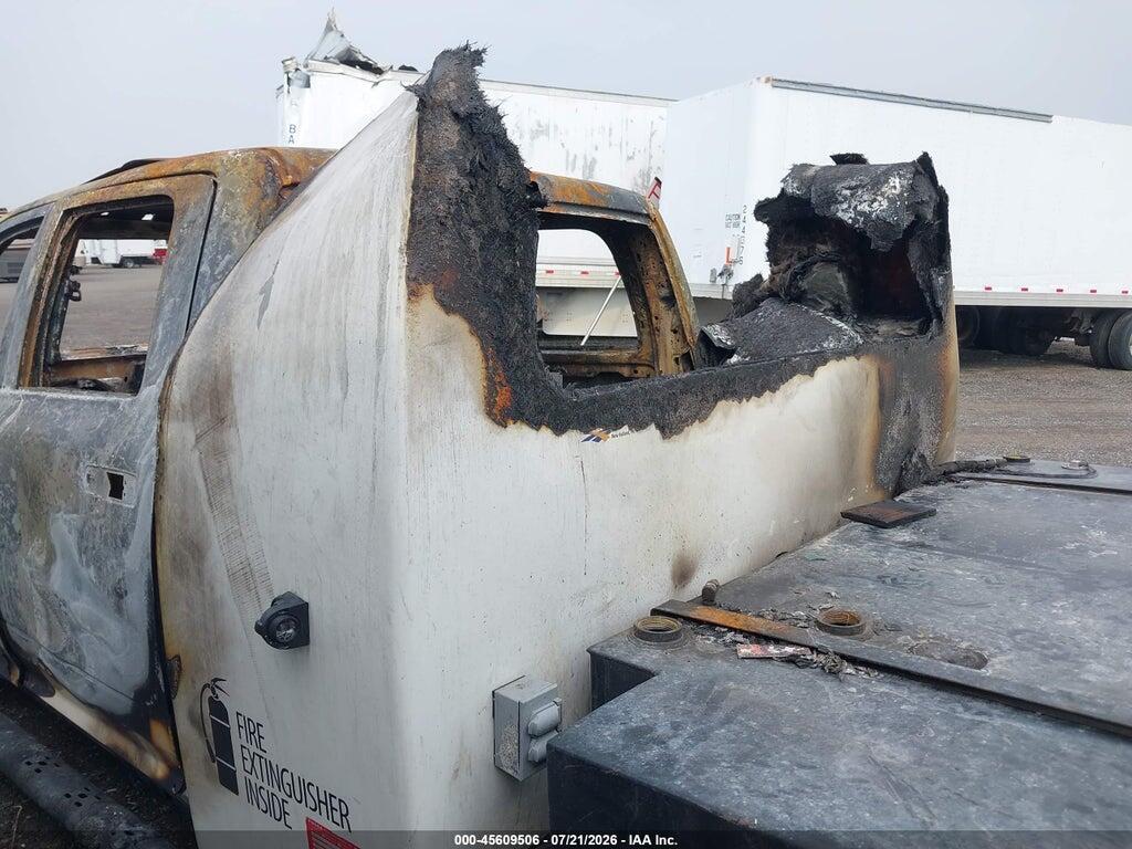 3C7WRNFL9NG408100 2022 RAM 5500 CHASSIS photo no. 12