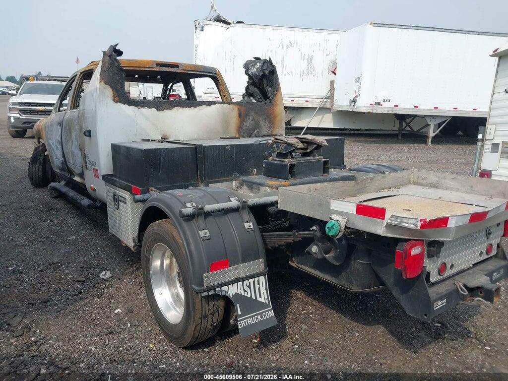3C7WRNFL9NG408100 2022 RAM 5500 CHASSIS photo no. 3
