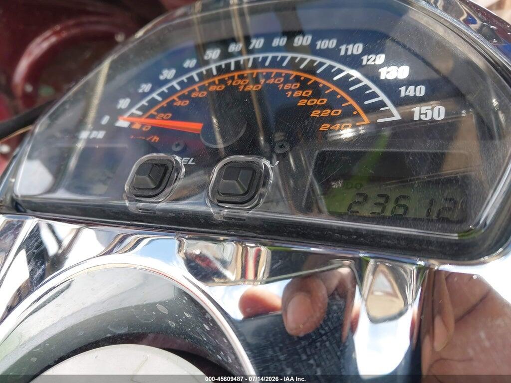 JS1VY53A4B2101379 2011 SUZUKI VZR1800 photo no. 7