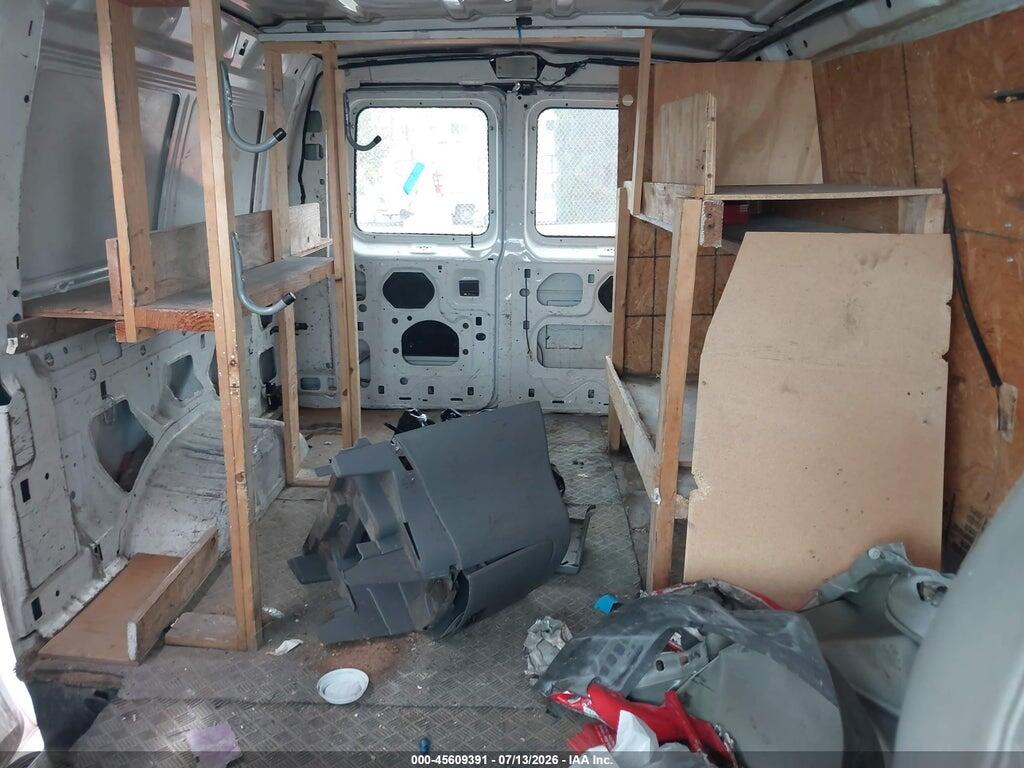 1FTNE24LX1HA39849 2001 FORD E-250 photo no. 8