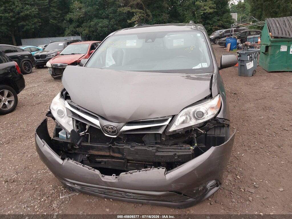 5TDDZ3DCXJS207068 2018 TOYOTA SIENNA photo no. 12