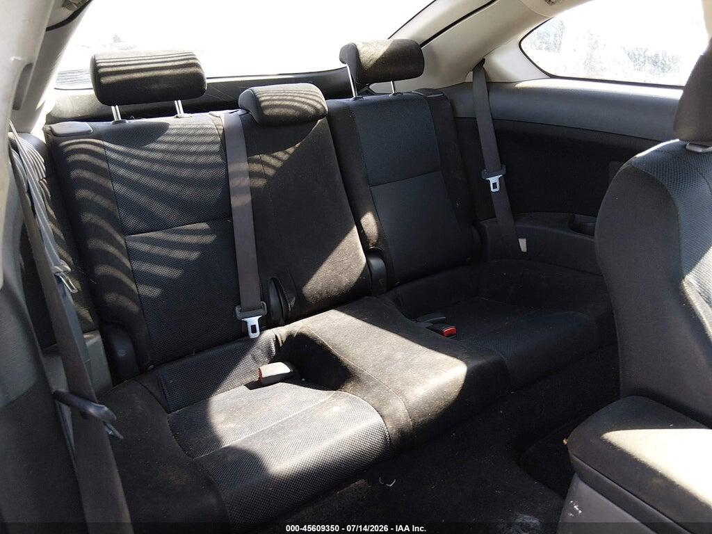 JTKDE177050019689 2005 SCION TC photo no. 8
