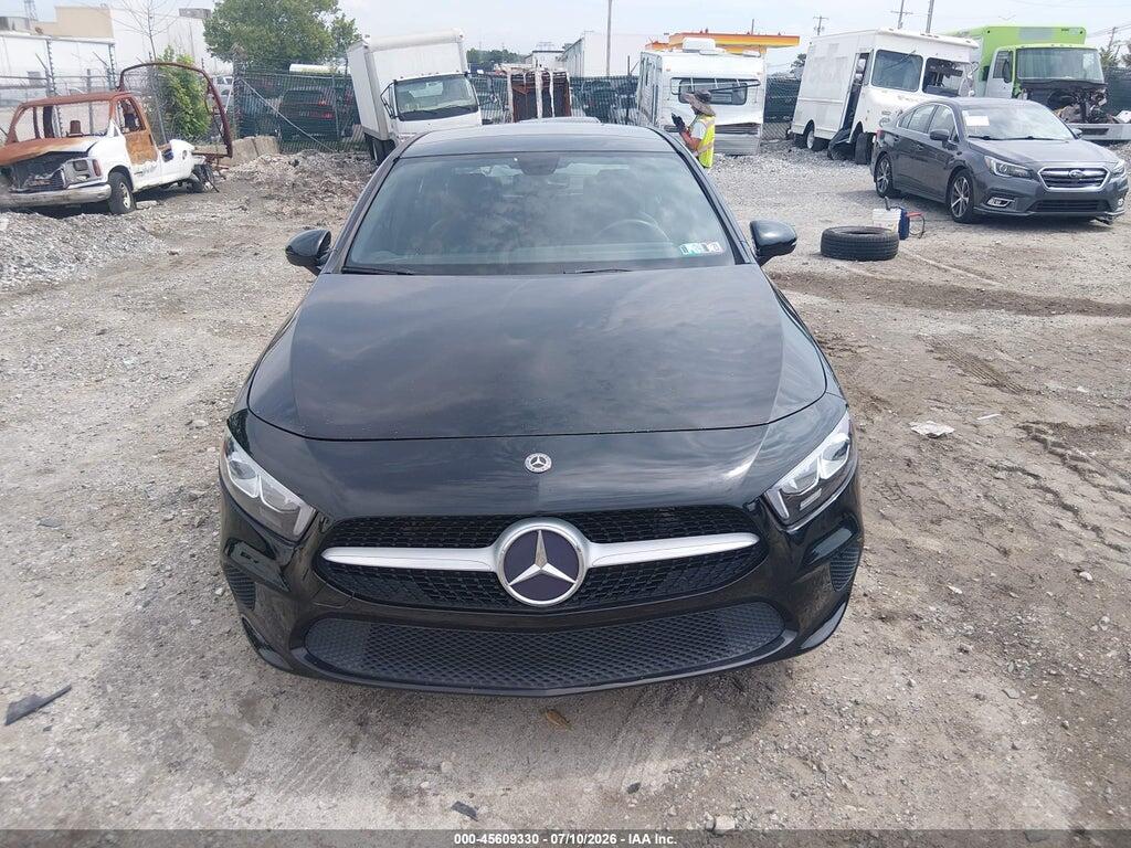 WDD3G4FB1KW019929 2019 MERCEDES-BENZ A 220 photo no. 12