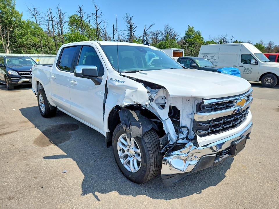 2026 CHEVROLET SILVERADO K1500 LT-L — Фото 4 из 13