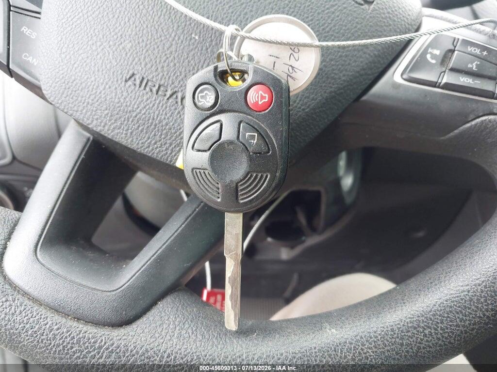 1FADP3K22HL319638 2017 FORD FOCUS photo no. 11