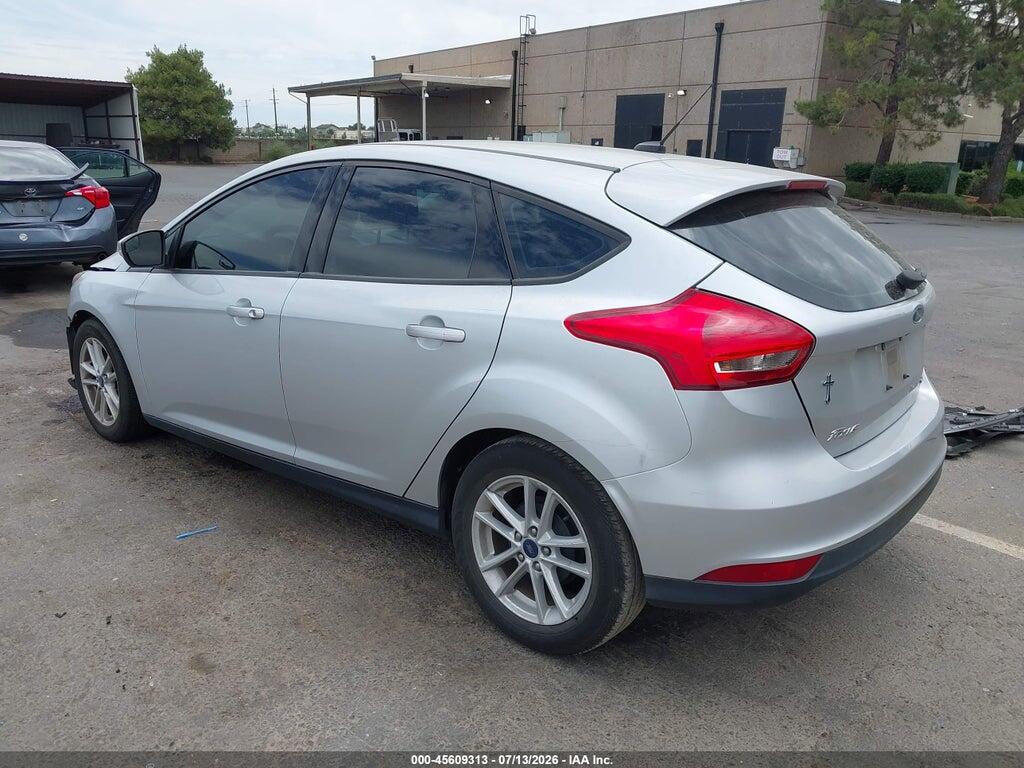 1FADP3K22HL319638 2017 FORD FOCUS photo no. 3