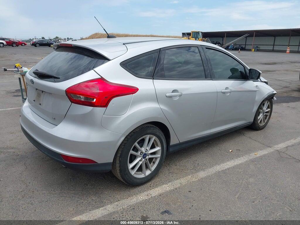 1FADP3K22HL319638 2017 FORD FOCUS photo no. 4