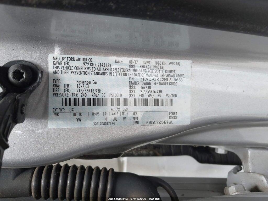 1FADP3K22HL319638 2017 FORD FOCUS photo no. 9