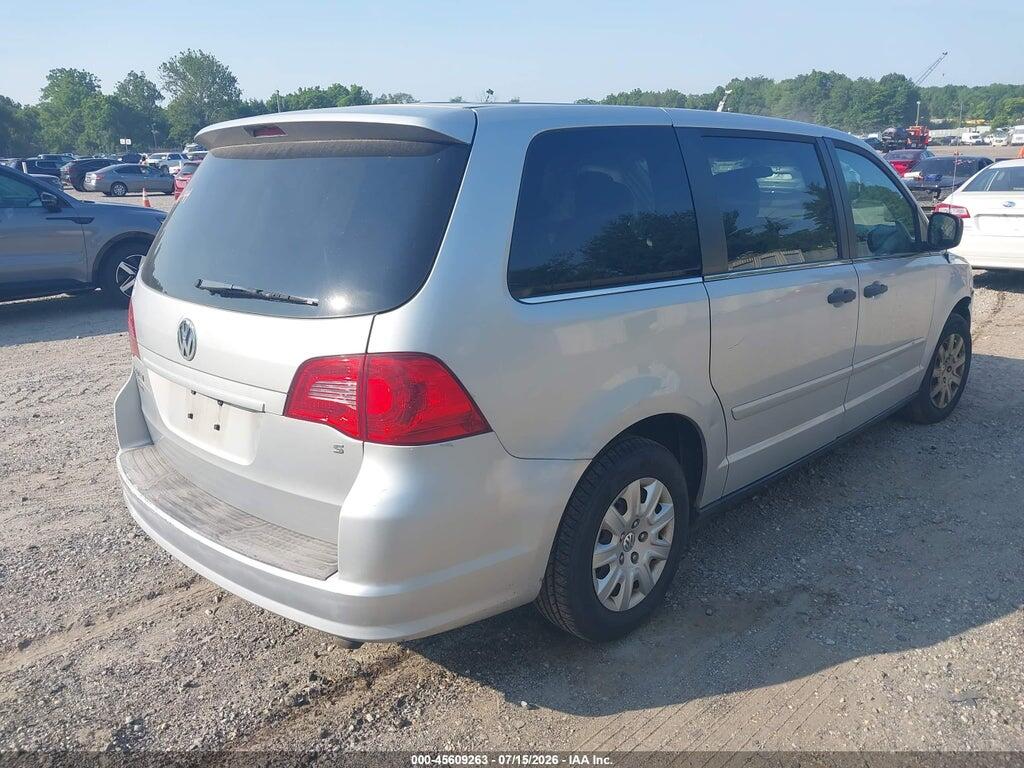 2V4RW4DG9BR717709 2011 VOLKSWAGEN ROUTAN photo no. 4