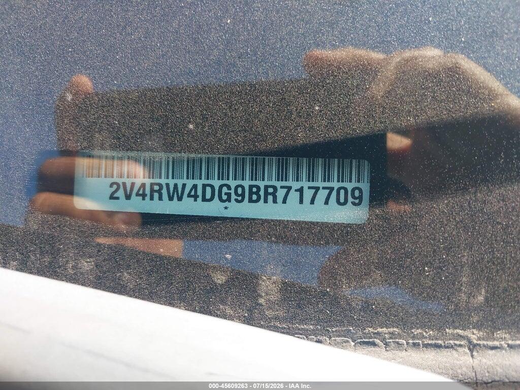 2V4RW4DG9BR717709 2011 VOLKSWAGEN ROUTAN photo no. 9