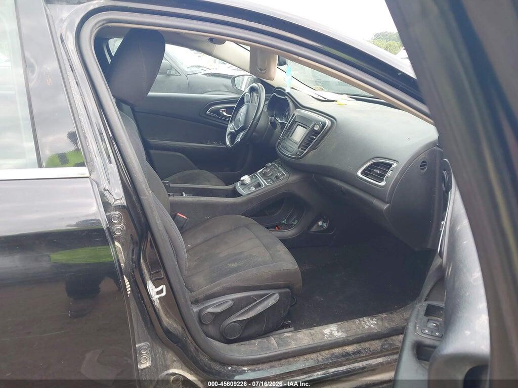 1C3CCCFB0GN189037 2016 CHRYSLER 200 photo no. 5