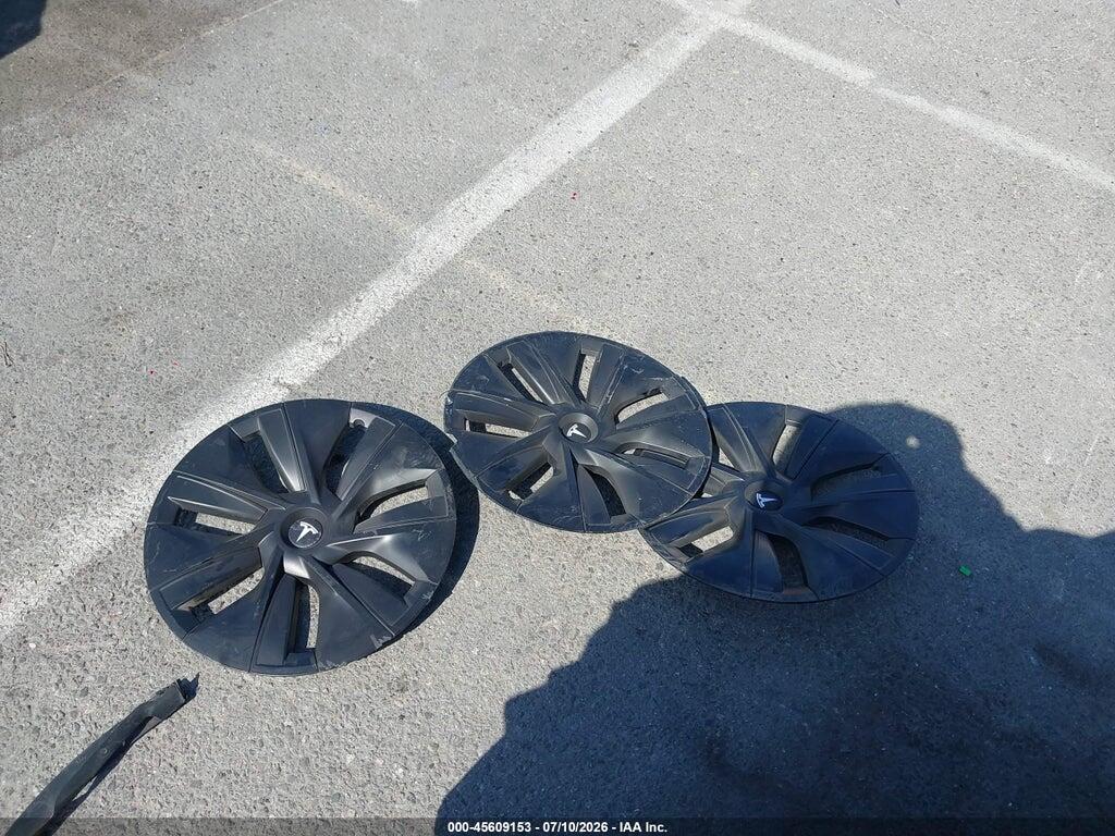 7SAYGDEE3RF004443 2024 TESLA MODEL Y photo no. 11