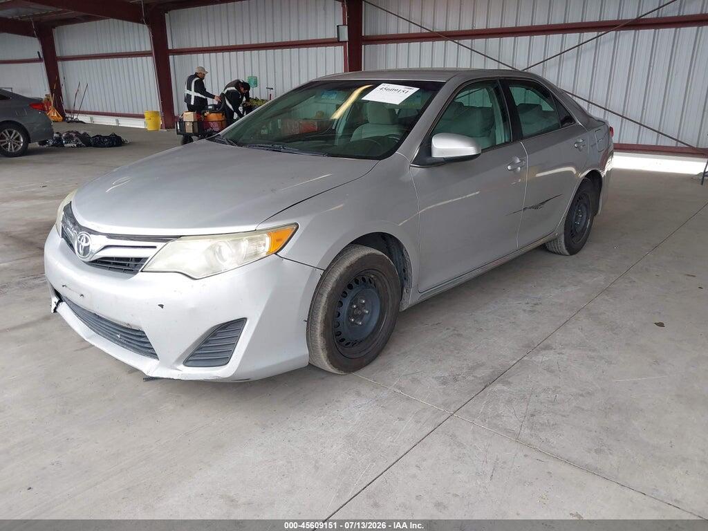 4T1BF1FKXEU397394 2014 TOYOTA CAMRY photo no. 2