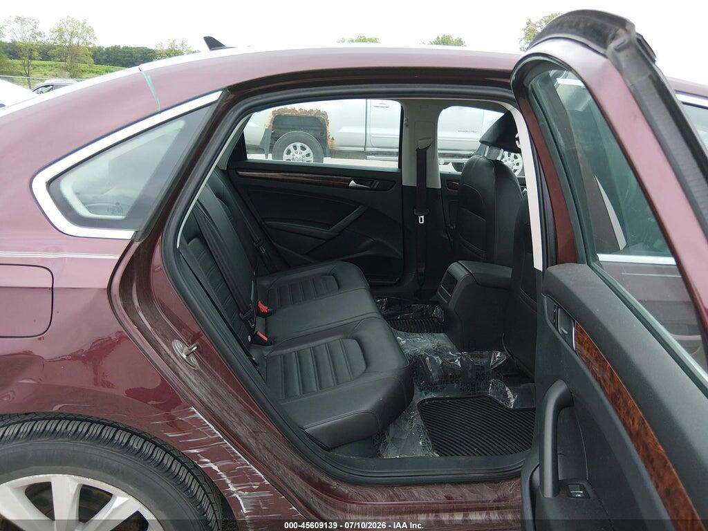 1VWCP7A32CC037724 2012 VOLKSWAGEN PASSAT photo no. 8