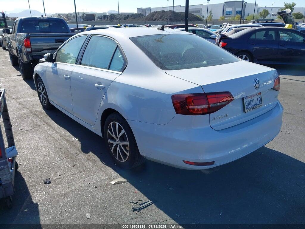 3VWDB7AJ4JM219325 2018 VOLKSWAGEN JETTA photo no. 3