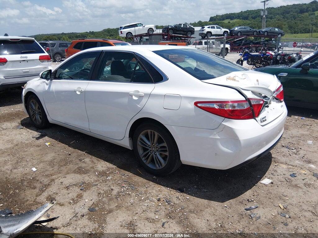 4T1BF1FK2GU175368 2016 TOYOTA CAMRY photo no. 3