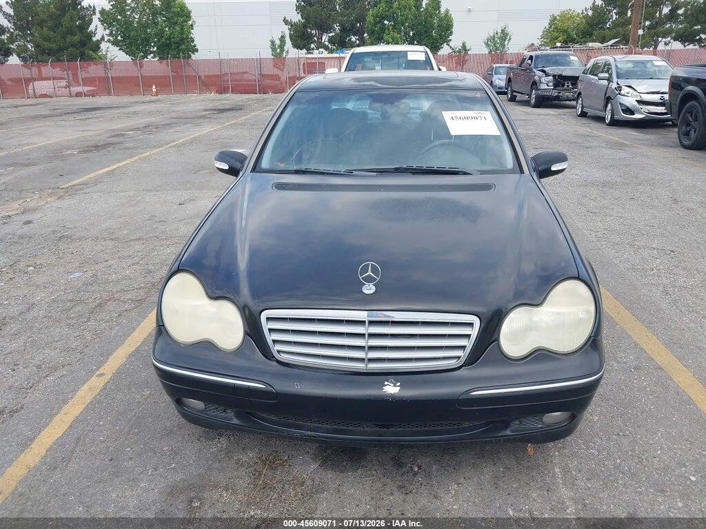 WDBRF61J54F552370 2004 MERCEDES-BENZ C 240 photo no. 6