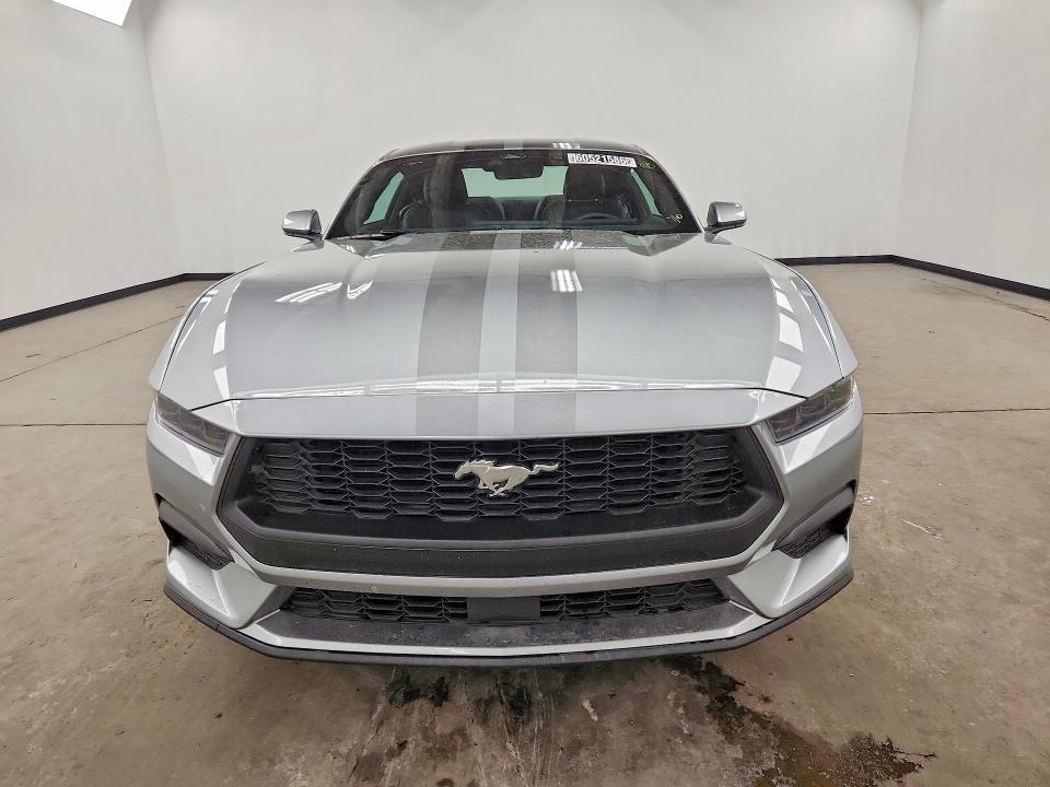1FA6P8TH9T5119667 2026 FORD MUSTANG photo no. 5