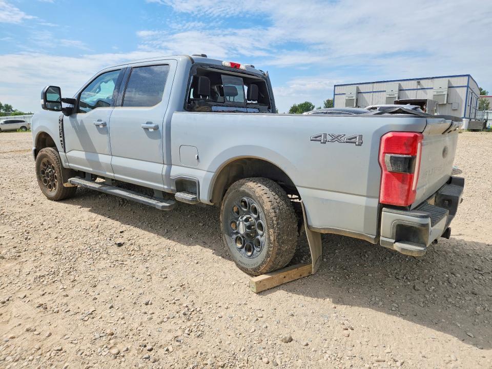 2026 FORD F350 SUPER DUTY — Фото 2 из 12