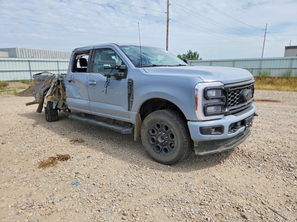 2026 FORD F350 SUPER DUTY — Фото 4 из 12