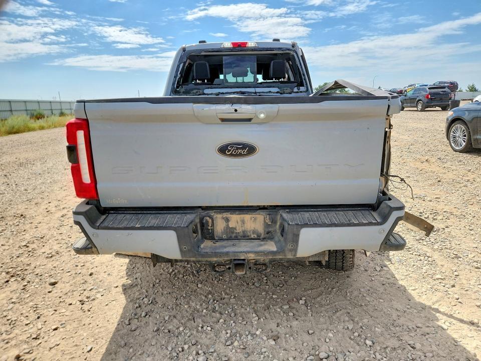 2026 FORD F350 SUPER DUTY — Фото 6 из 12