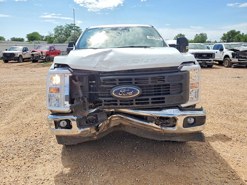 2026 FORD F250 SUPER DUTY — Фото 5 из 12
