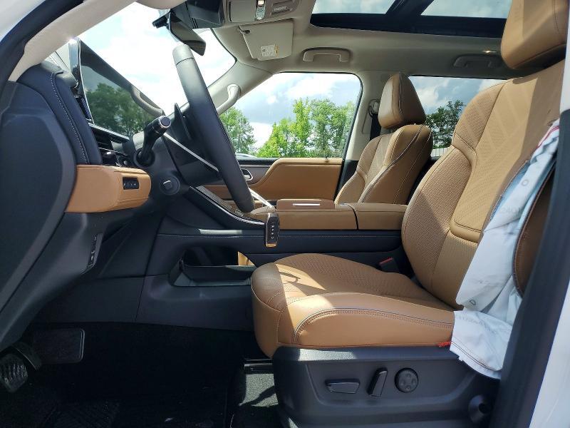 2026 INFINITI QX80 LUXE — Фото 7 из 14