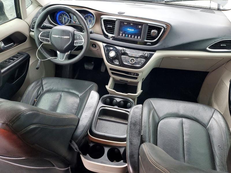 2018 CHRYSLER PACIFICA TOURING PLUS — Фото 8 из 13