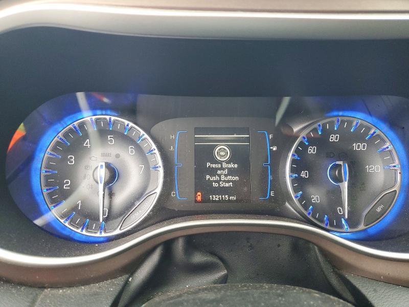 2018 CHRYSLER PACIFICA TOURING PLUS — Фото 9 из 13