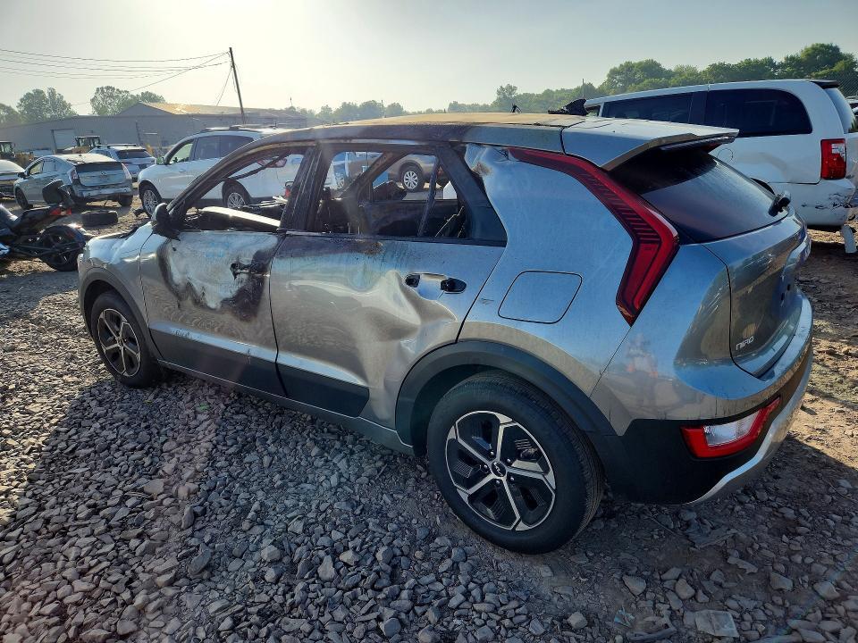 2026 KIA NIRO LX — Фото 2 из 12