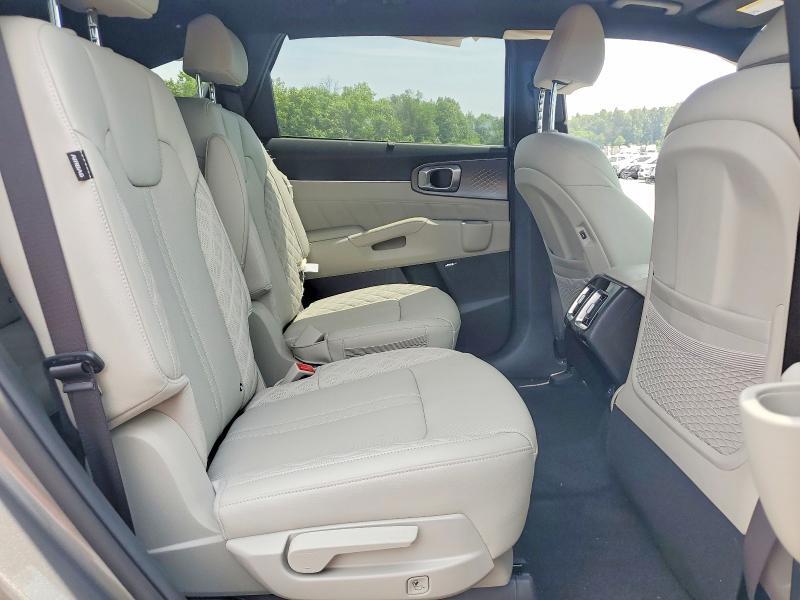 2026 KIA SORENTO SXP — Фото 10 из 12