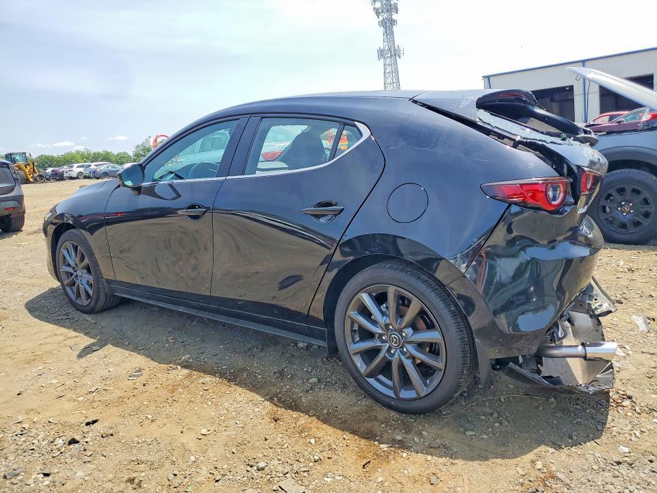 2026 MAZDA 3 PREFERRED — Фото 2 из 12