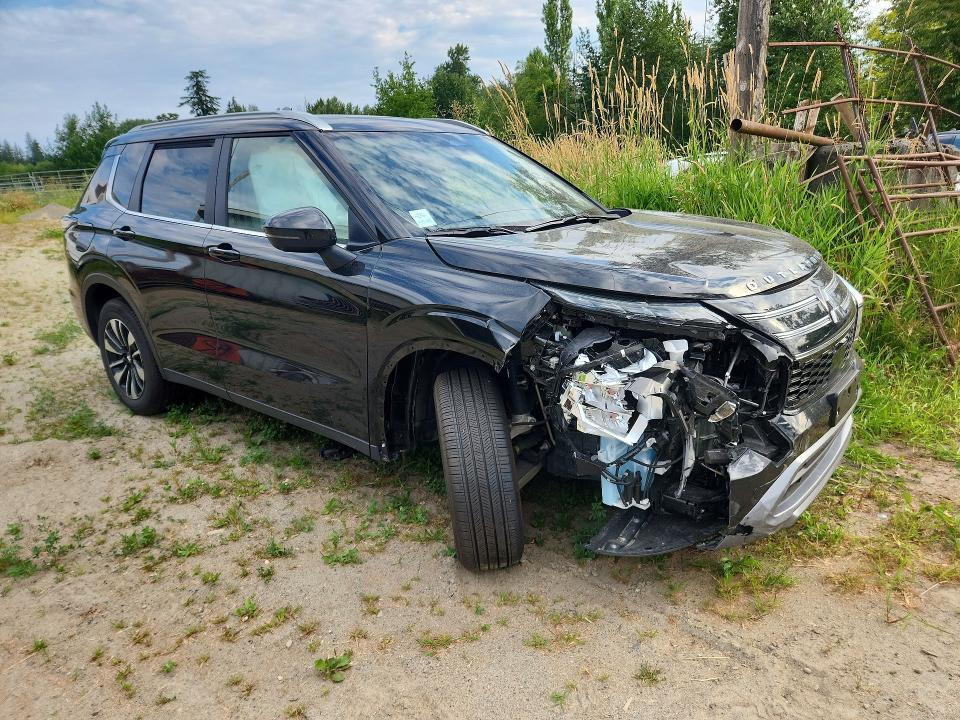 2026 MITSUBISHI OUTLANDER SE — Фото 4 из 14