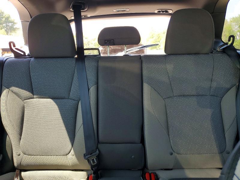 2026 SUBARU FORESTER PREMIUM — Фото 10 из 13