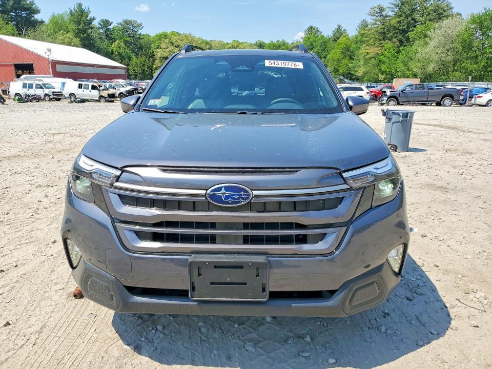 2026 SUBARU FORESTER PREMIUM — Фото 5 из 13