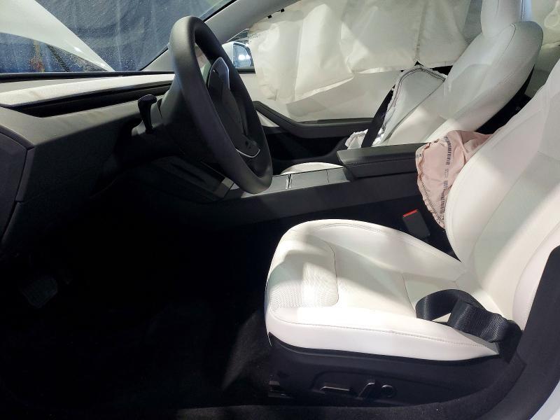 2026 TESLA MODEL 3 — Фото 7 из 13