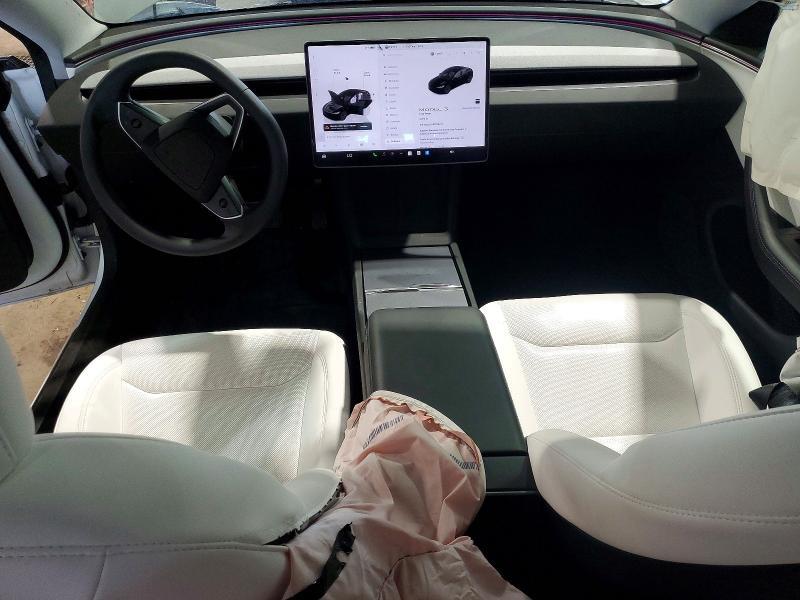 2026 TESLA MODEL 3 — Фото 8 из 13