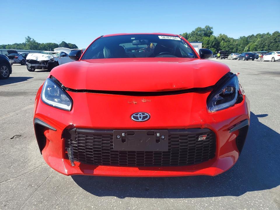 2026 TOYOTA GR 86 PREMIUM — Фото 5 из 12