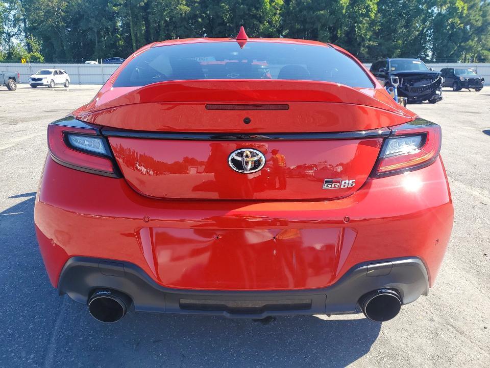2026 TOYOTA GR 86 PREMIUM — Фото 6 из 12