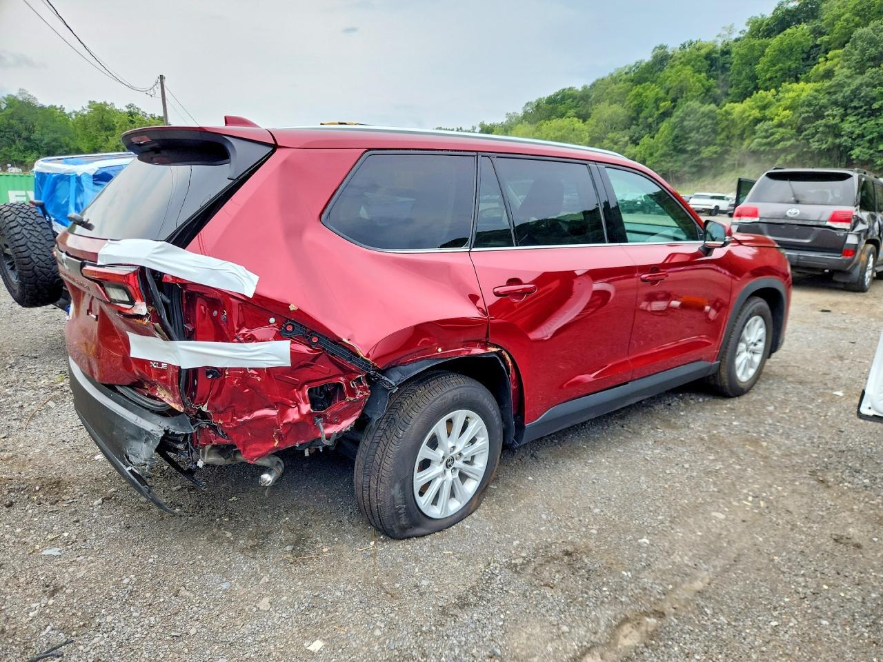 2026 TOYOTA GRAND HIGHLANDER XLE — Фото 3 из 13
