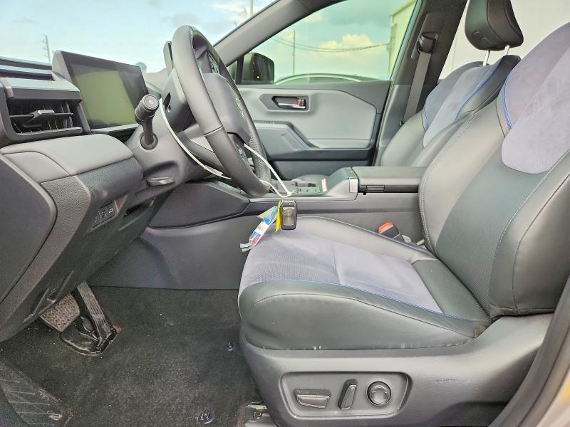 2026 TOYOTA RAV4 XSE — Фото 7 из 14