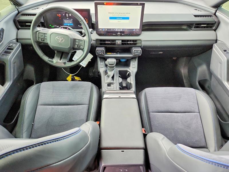 2026 TOYOTA RAV4 XSE — Фото 8 из 14