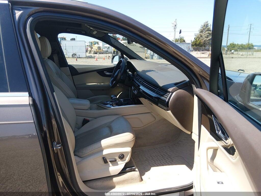 WA1LAAF77HD015162 2017 AUDI Q7 photo no. 5